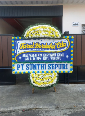 Papan Bunga Duka di Loceret