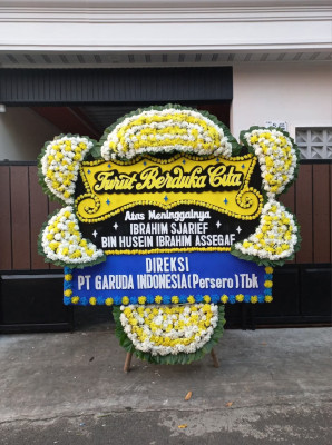 Papan Bunga Duka di Loceret